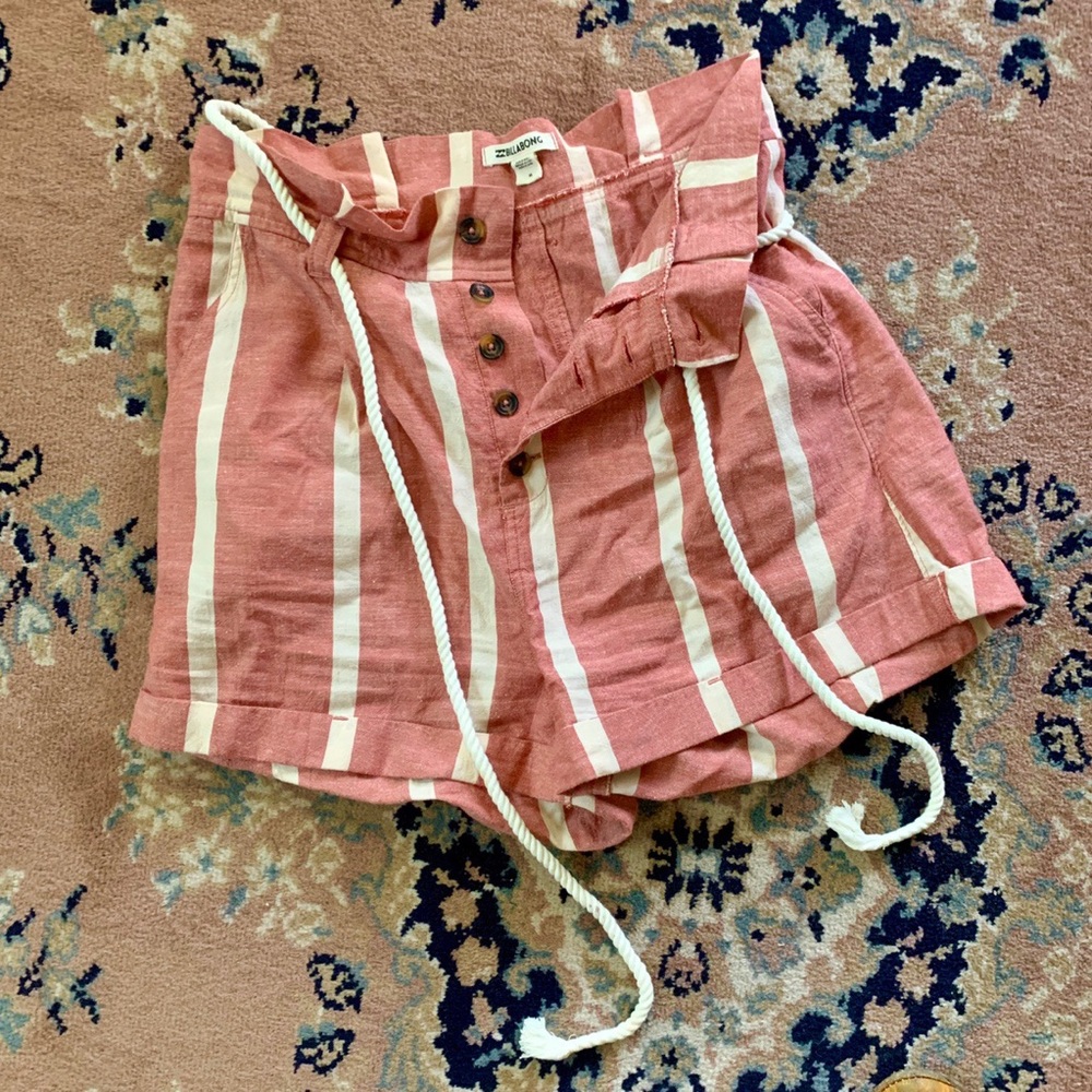 Billabong cutest high rise shorts!